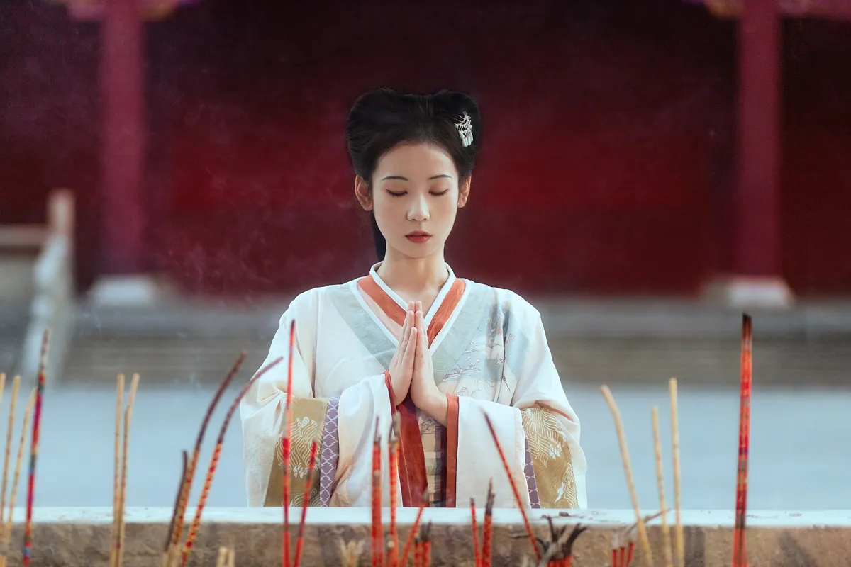 [艺图语] 2022.12.12 Vol.2657 – 不负秋 夏夏夏桐#[23P]-3