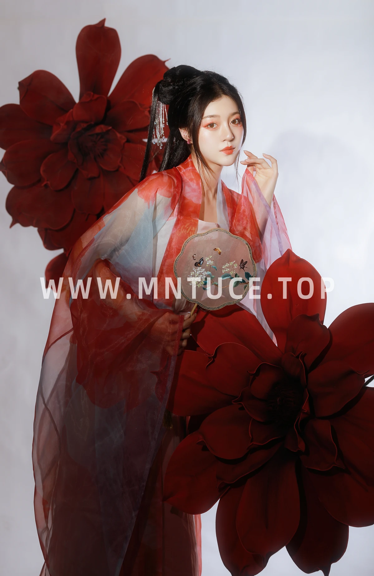 [艺图语] 2023.01.09 Vol.2873 – 花蕊夫人 小楼#[31P]-1