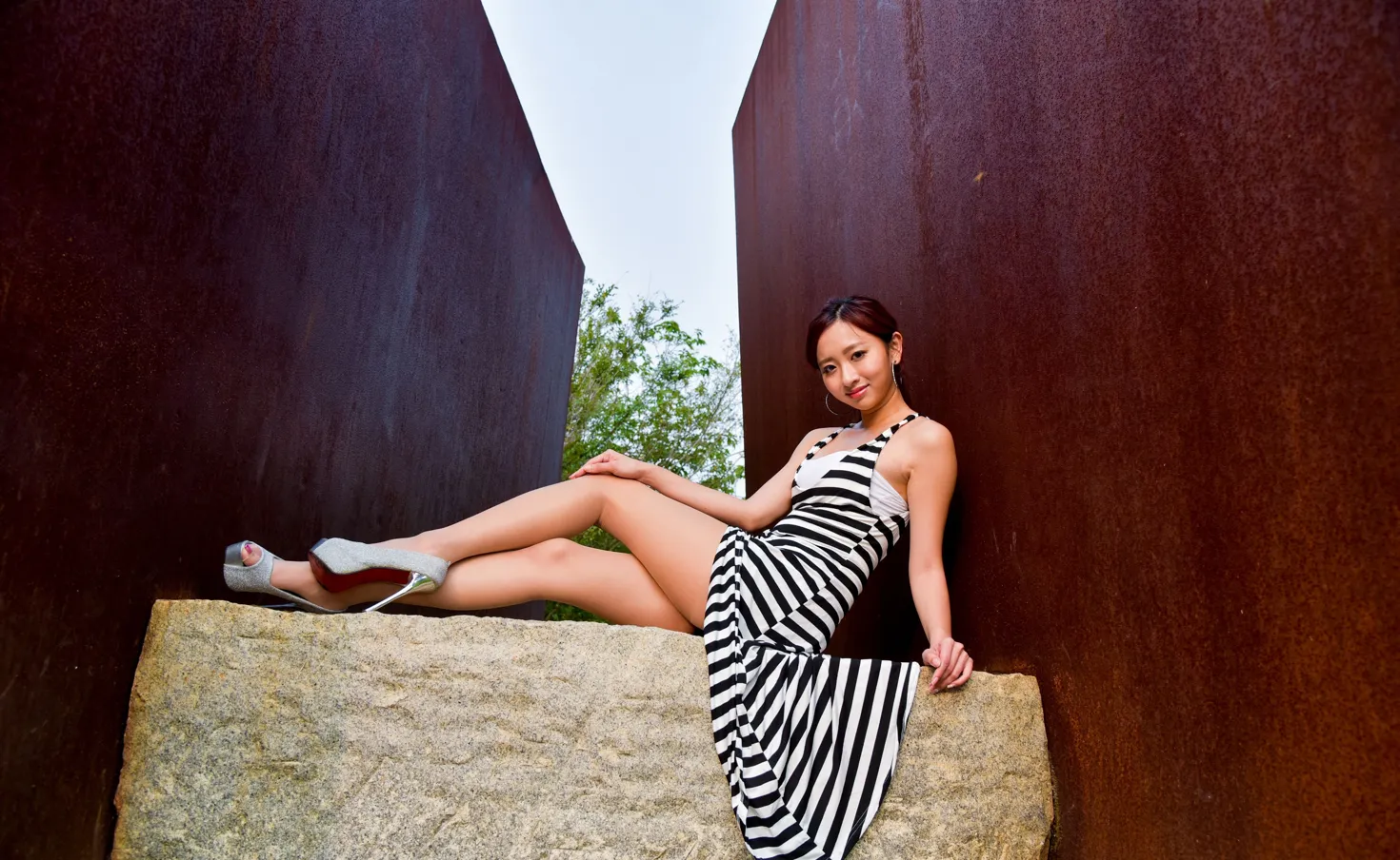 [爱美足] NO.182 名婷 高衩吊带长裙丝袜高跟美腿 街拍#[34P]-5