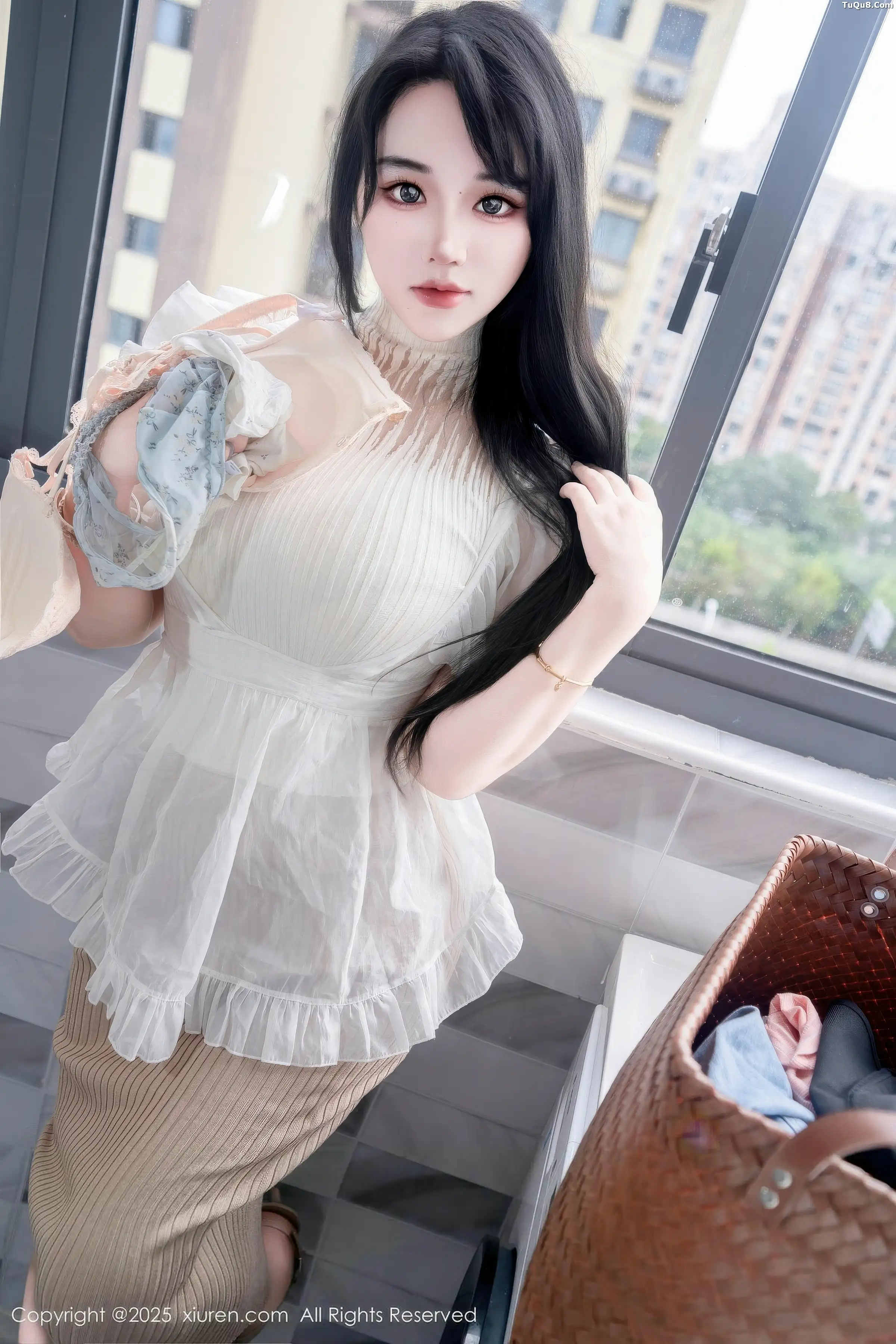 [秀人网] 2025.11.20 No.11010 汐汐爱吃草莓#[83P]-3