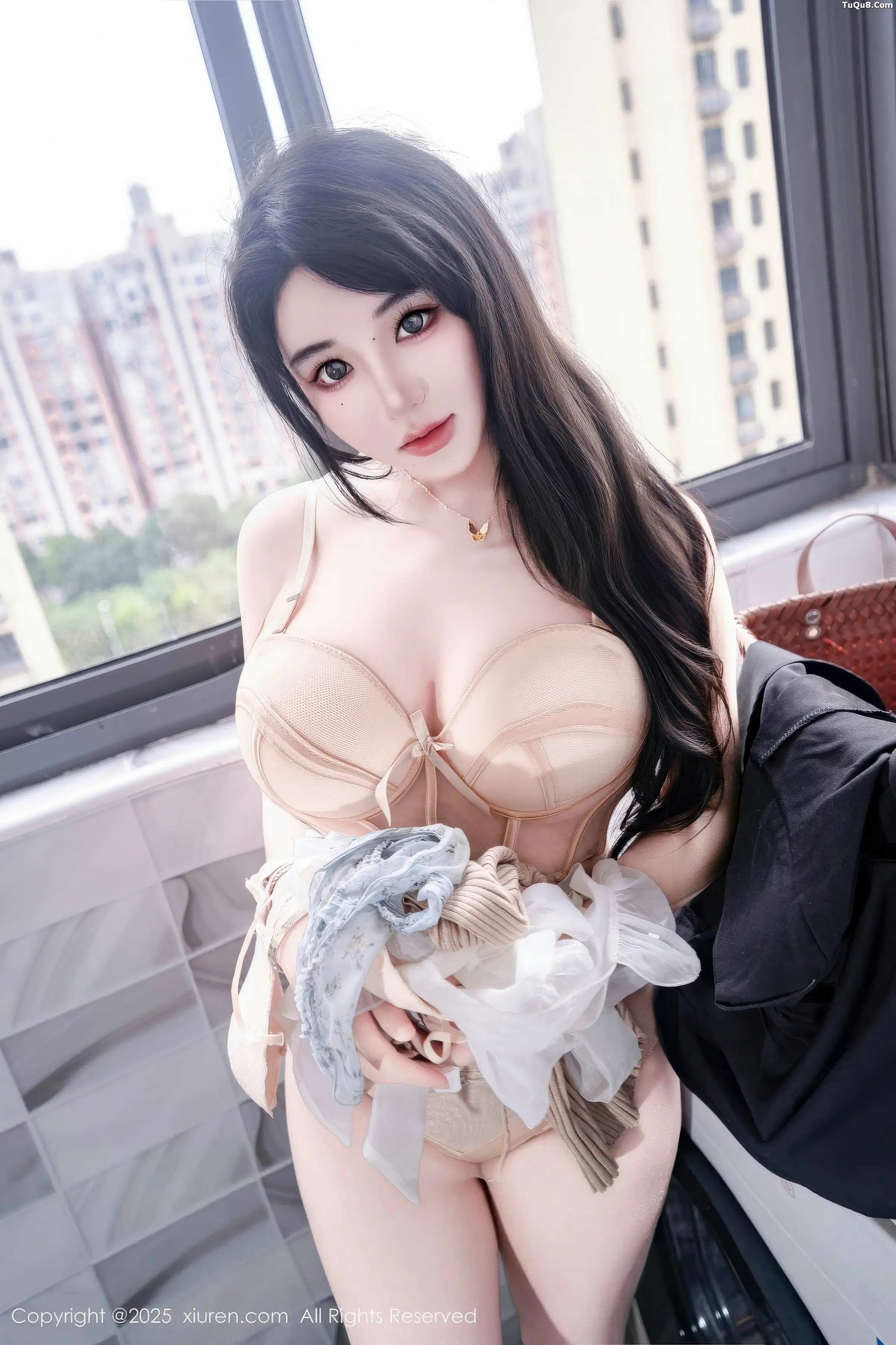 [秀人网] 2025.11.20 No.11010 汐汐爱吃草莓#[83P]-6