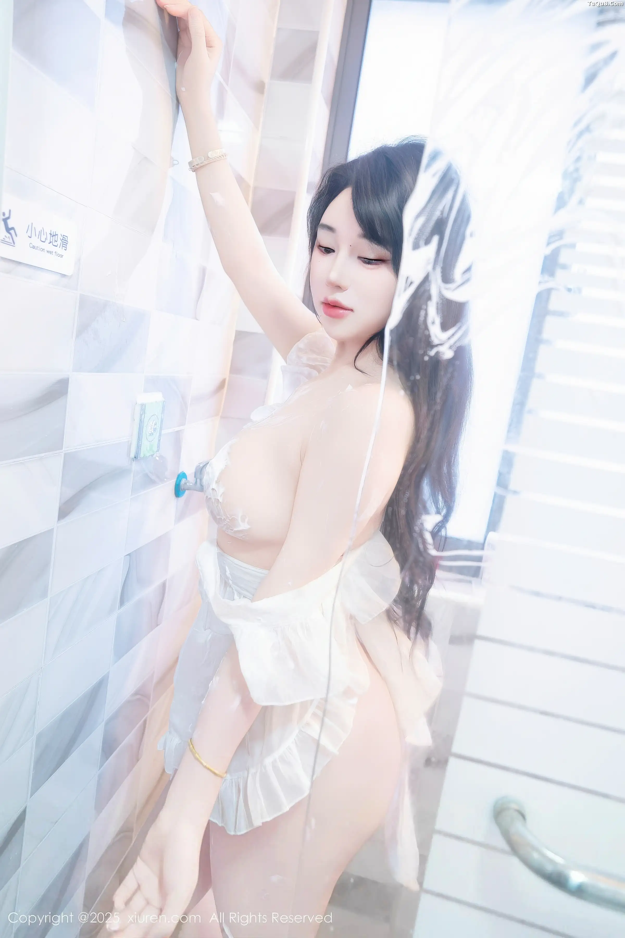 [秀人网] 2025.11.20 No.11010 汐汐爱吃草莓#[83P]-3