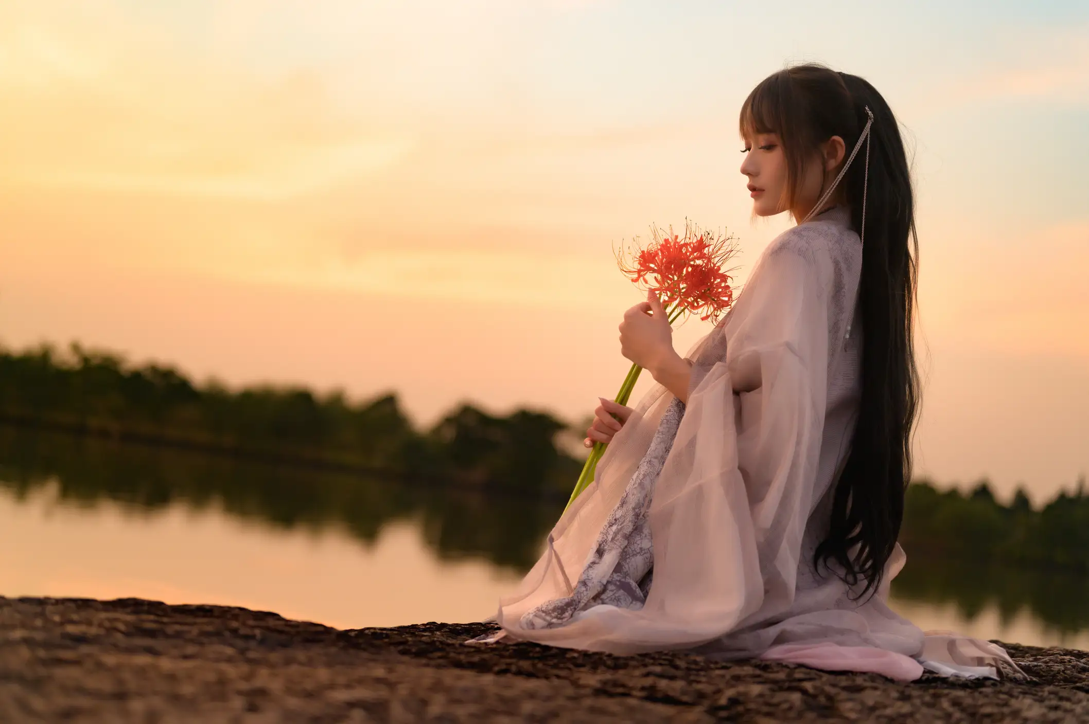 [艺图语] 2022.07.15 Vol.1485 – 暮空照水 兔子Zzz不吃胡萝卜#[32P]-1