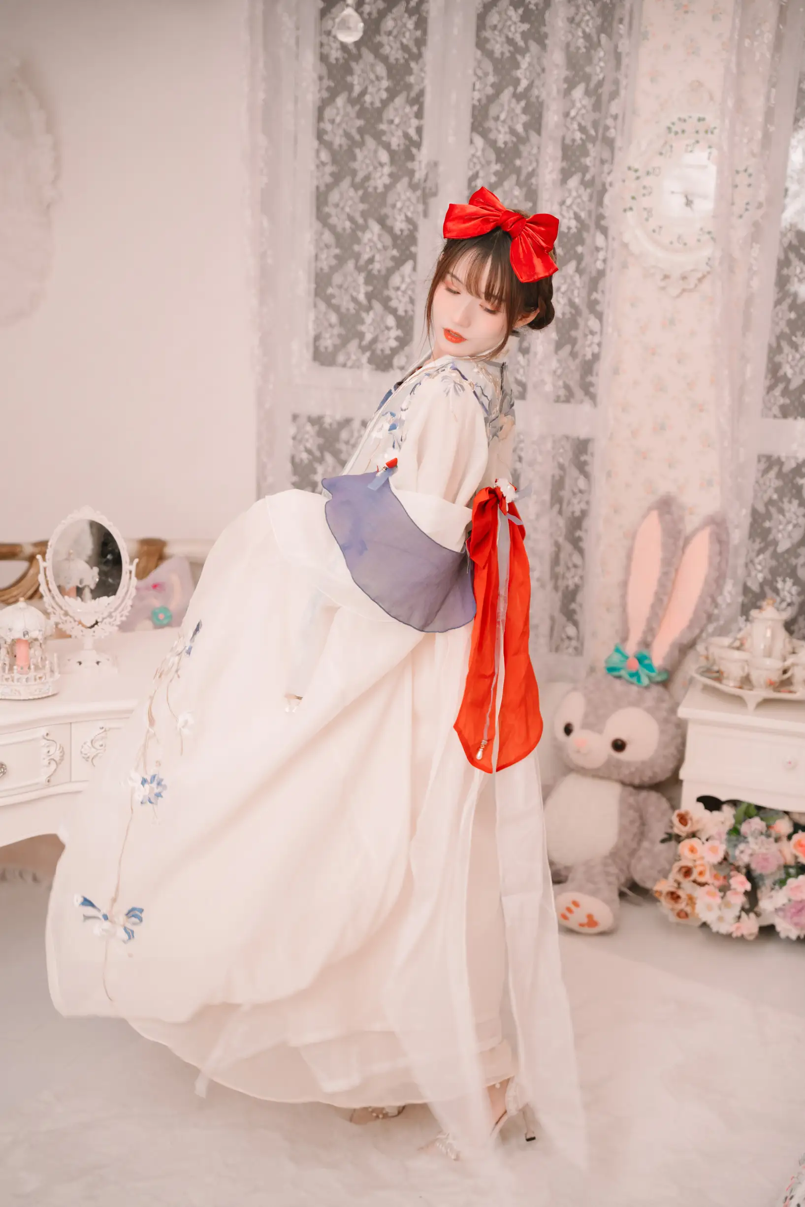 [艺图语] 2022.09.04 Vol.1864 – 白雪华梦 兔子Zzz不吃胡萝卜#[23P]-2